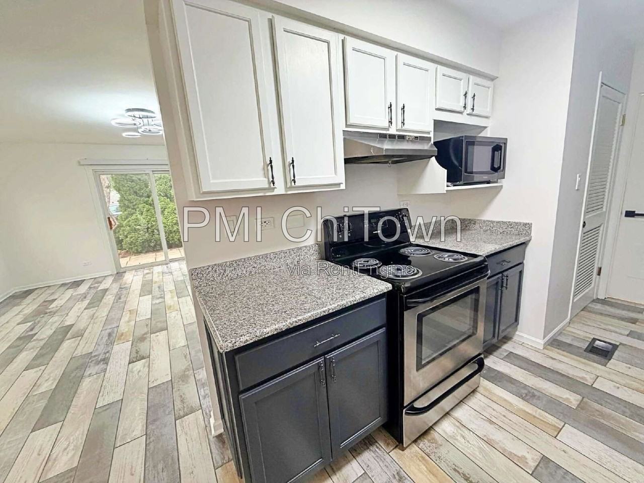 440 Lear Ct - Photo 3 of 13