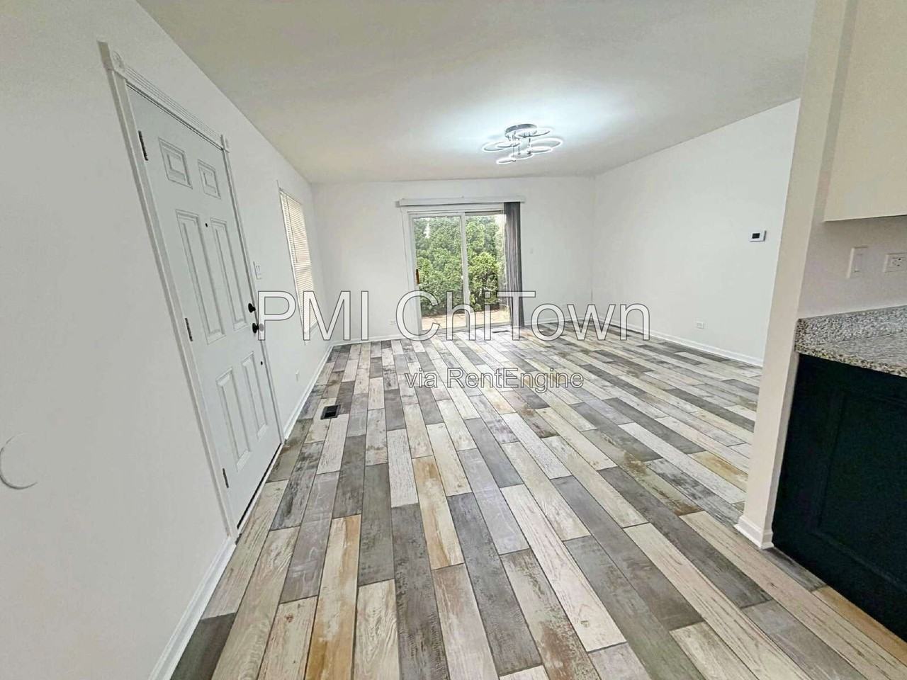 440 Lear Ct - Photo 5 of 13