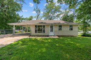 featured image of 5661 Bermuda Dr