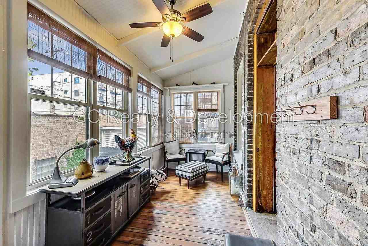 4936 S Saint Lawrence Ave - Photo 2 of 50