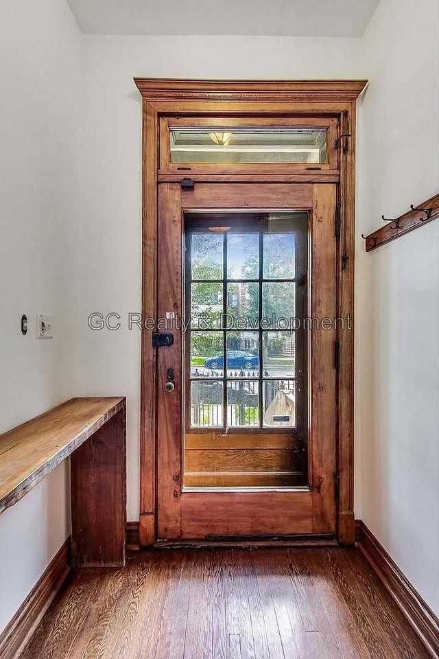 4936 S Saint Lawrence Ave - Photo 6 of 50