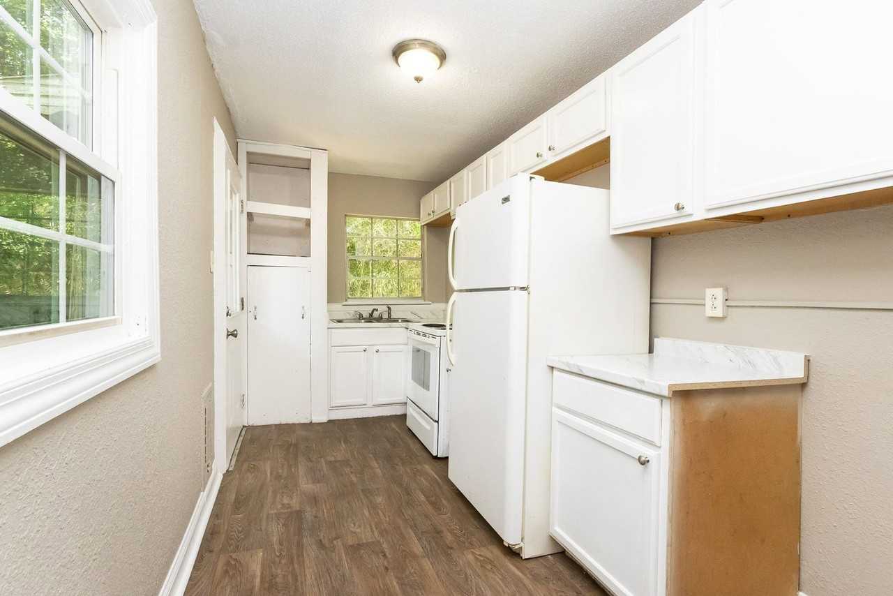 387 Alice Dr #C - Photo 3 of 13