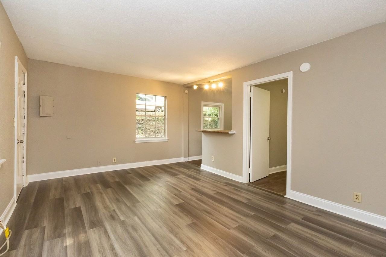 387 Alice Dr #C - Photo 6 of 13