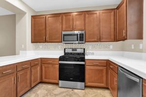 featured image of 16916 Hutchins Lndg #73