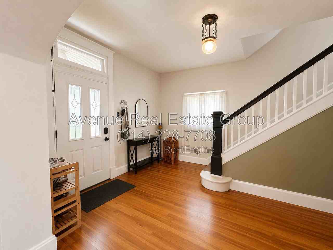 6575 Scanlan Ave - Photo 2 of 24