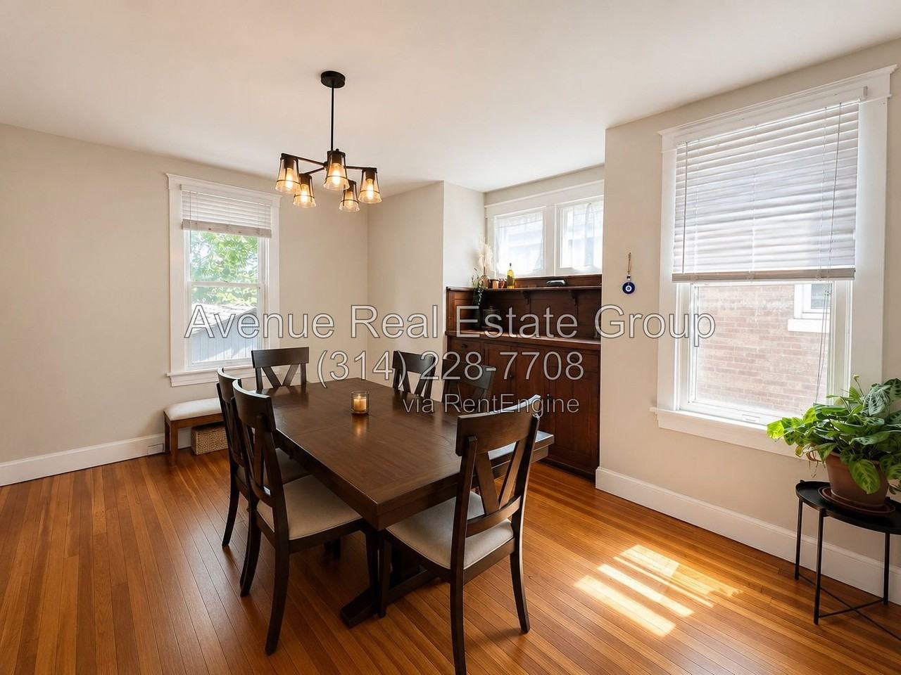 6575 Scanlan Ave - Photo 4 of 24