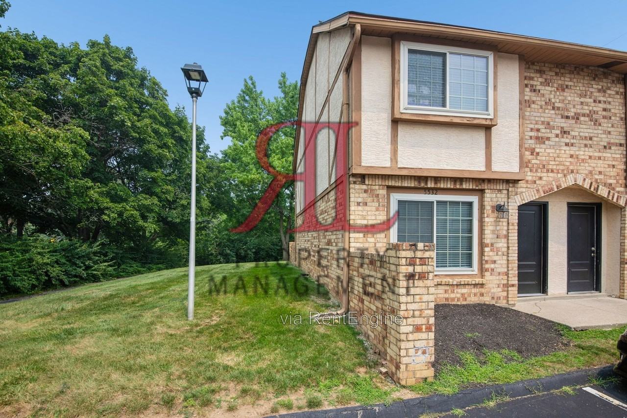 5532 Kenneylane Blvd - Photo 3 of 30