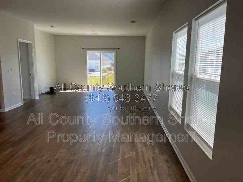 234 S Reindeer Rd - Photo 3 of 24