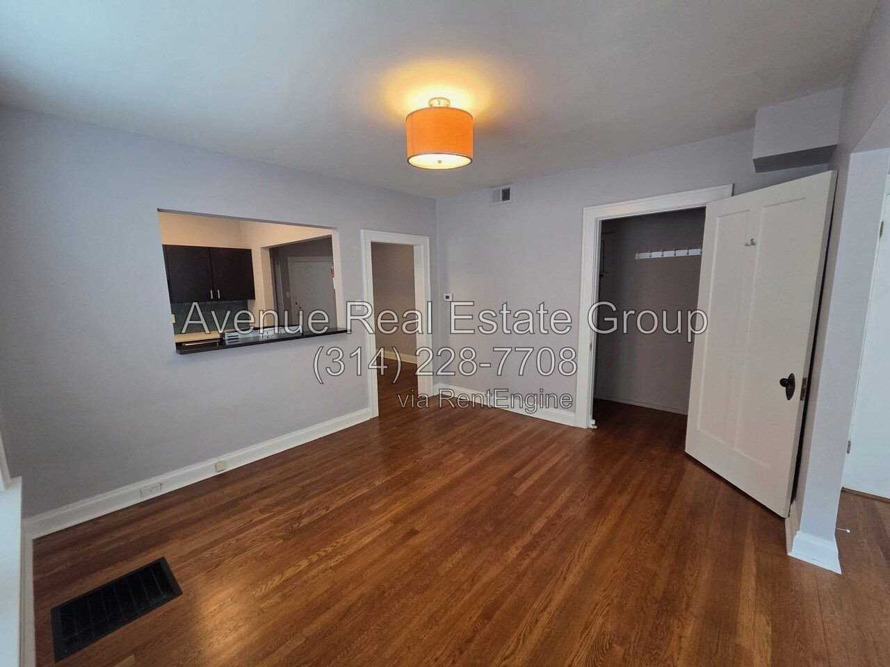 905 Concordia Ln #2S - Photo 3 of 18