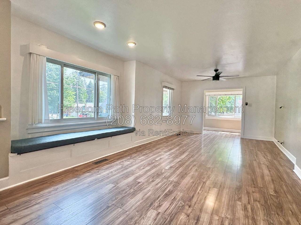 421 S 11th St - Photo 4 of 24