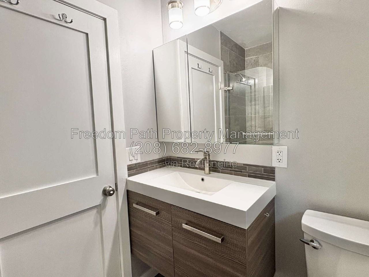 421 S 11th St - Photo 7 of 24
