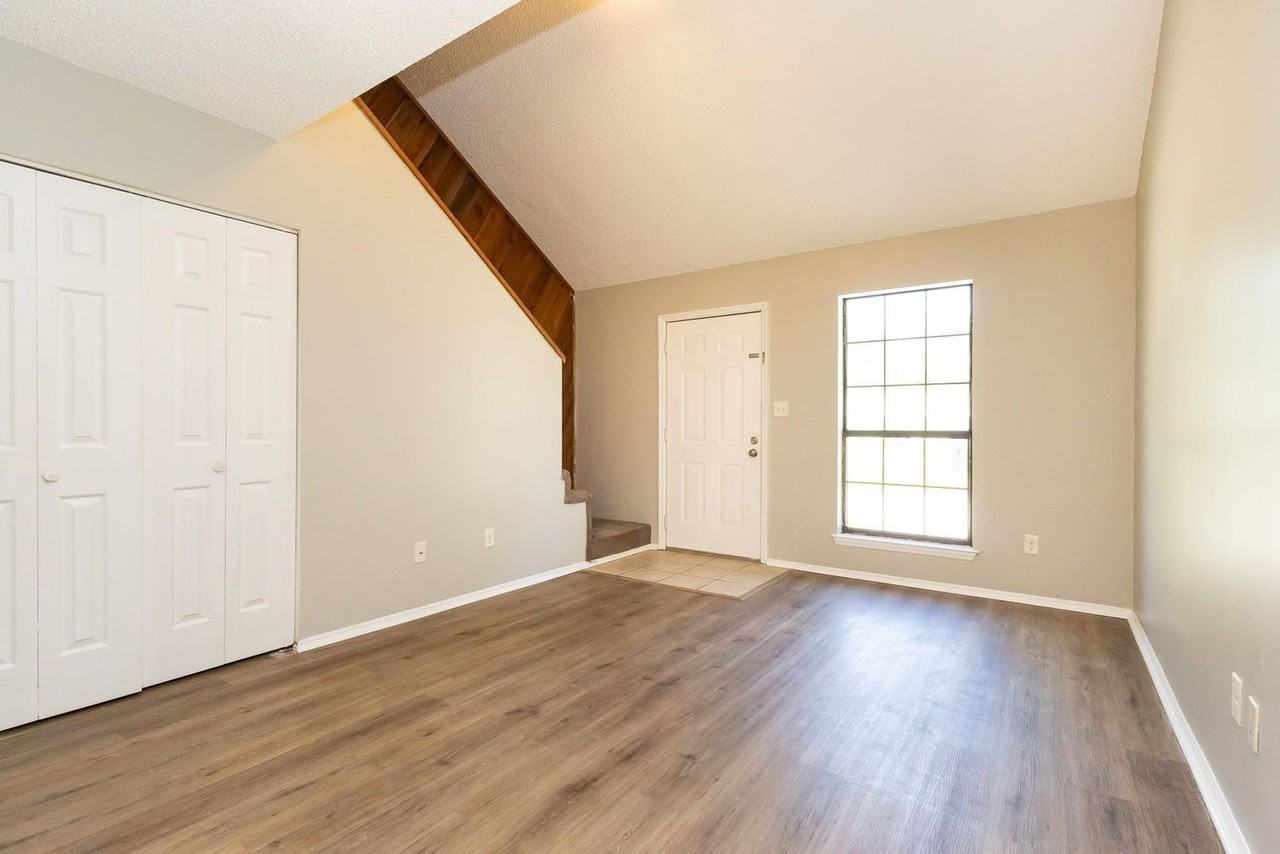 1120 Mcbrien Rd #A - Photo 6 of 14