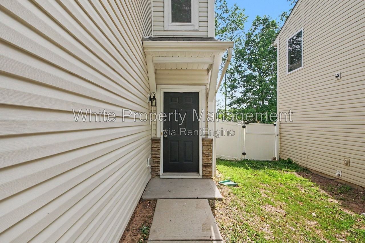 2720 Bramble Ridge Ct - Photo 2 of 28