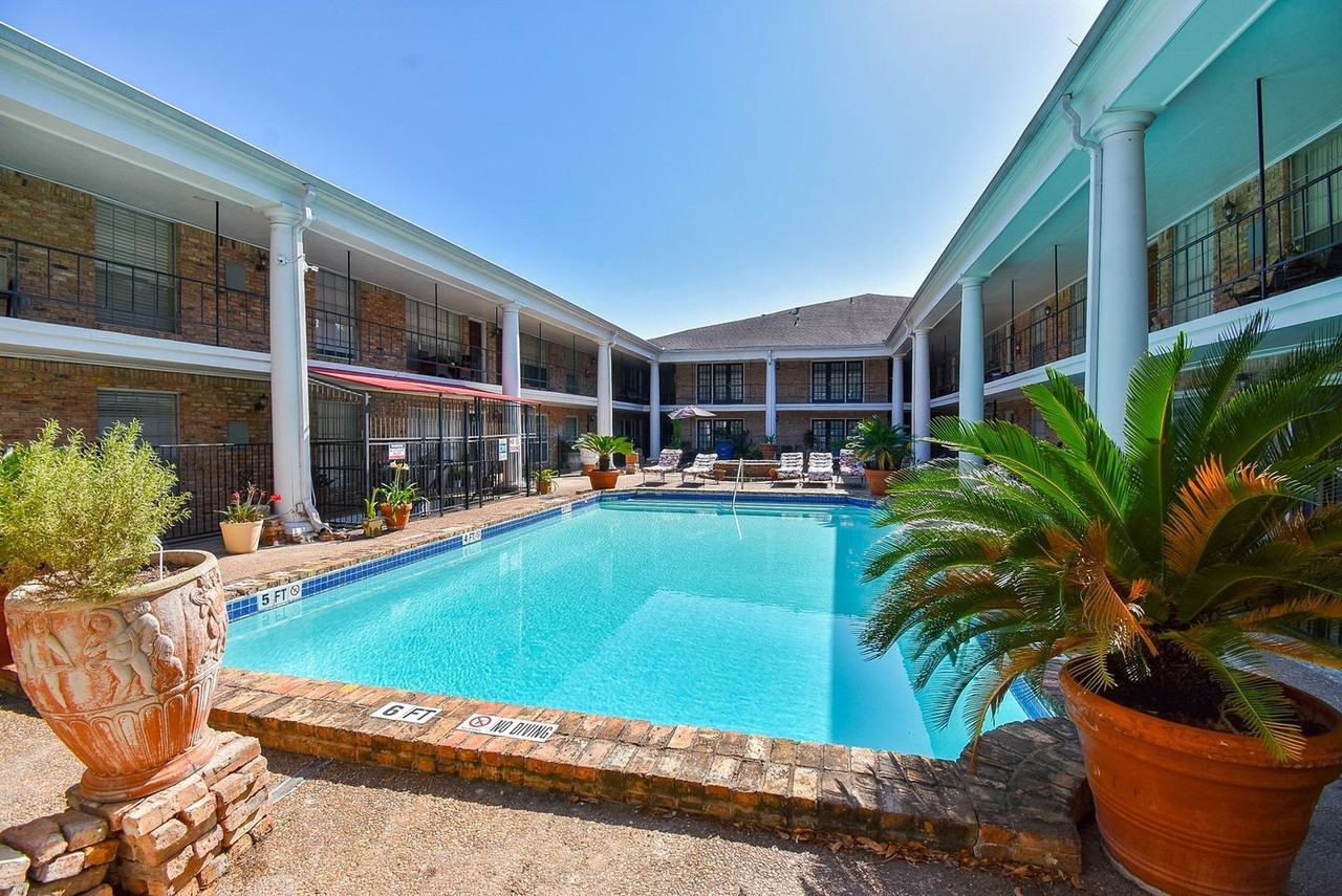 2507 Montrose Blvd #23