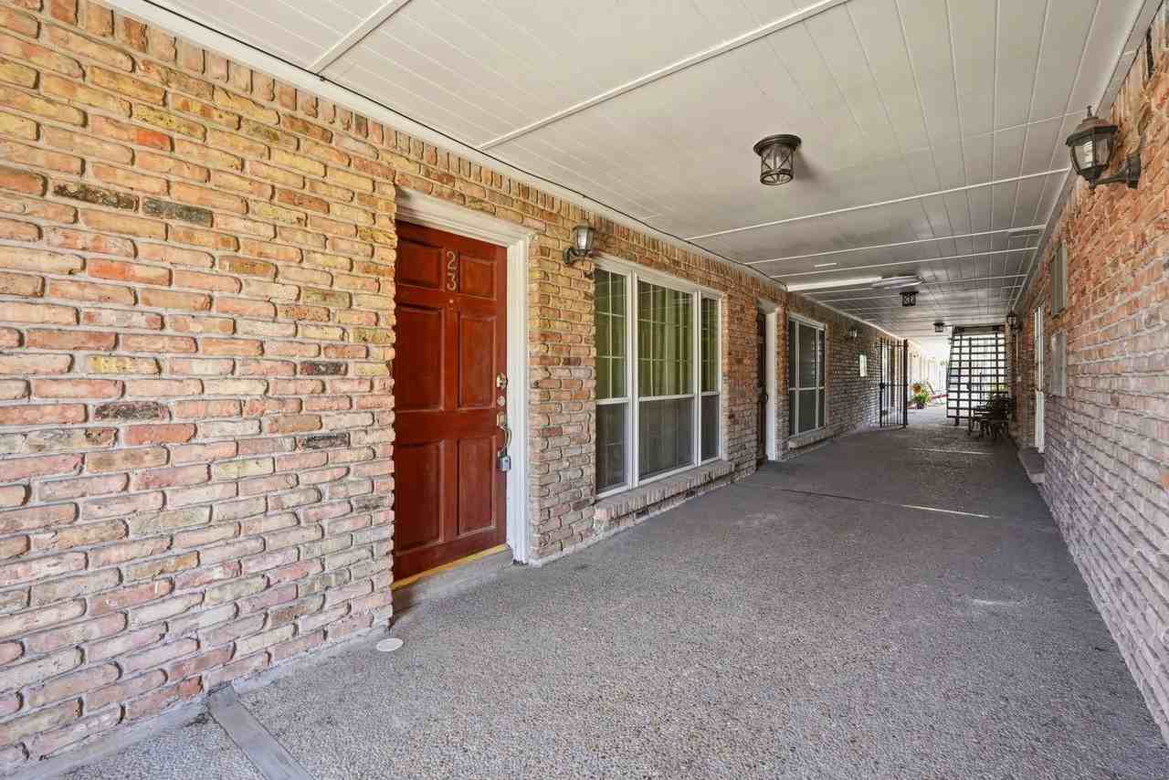 2507 Montrose Blvd #23 - Photo 4 of 27
