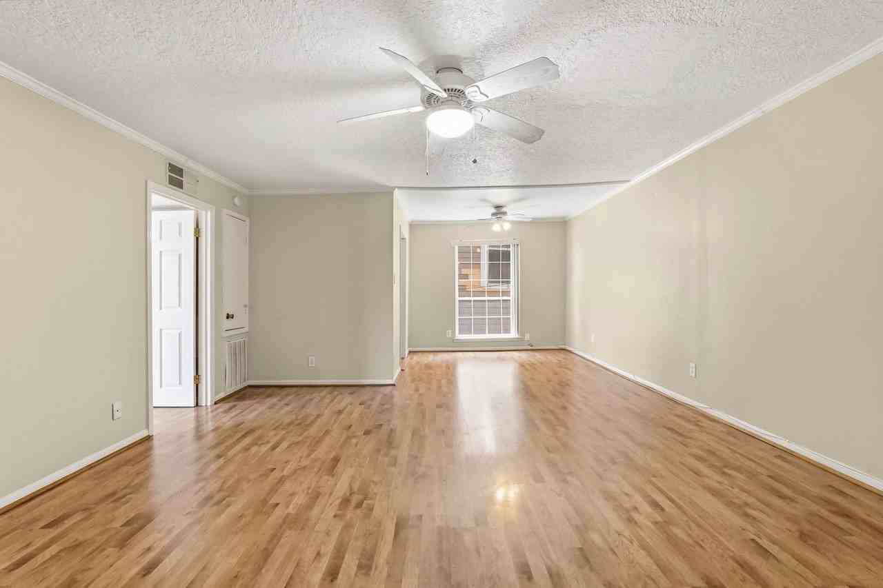 2507 Montrose Blvd #23 - Photo 6 of 27