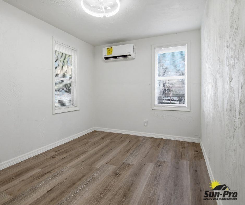215 Live Oak Ave #1 - Photo 6 of 20