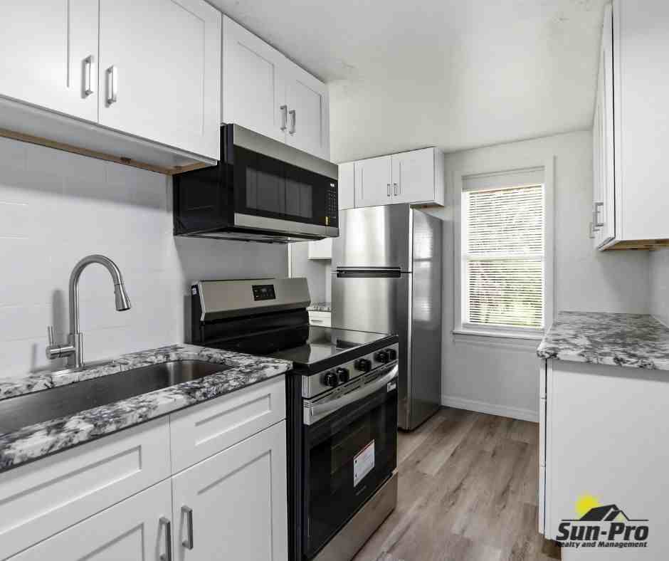 215 Live Oak Ave #1 - Photo 7 of 20
