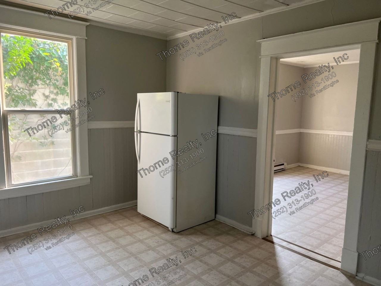 1314 Clark St - Photo 2 of 6