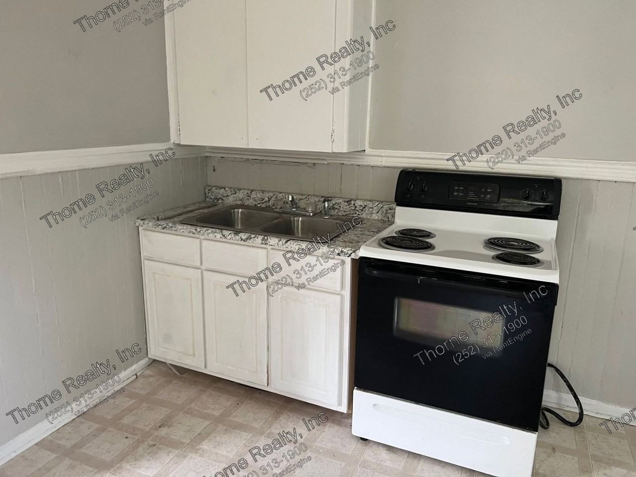 1314 Clark St - Photo 3 of 6