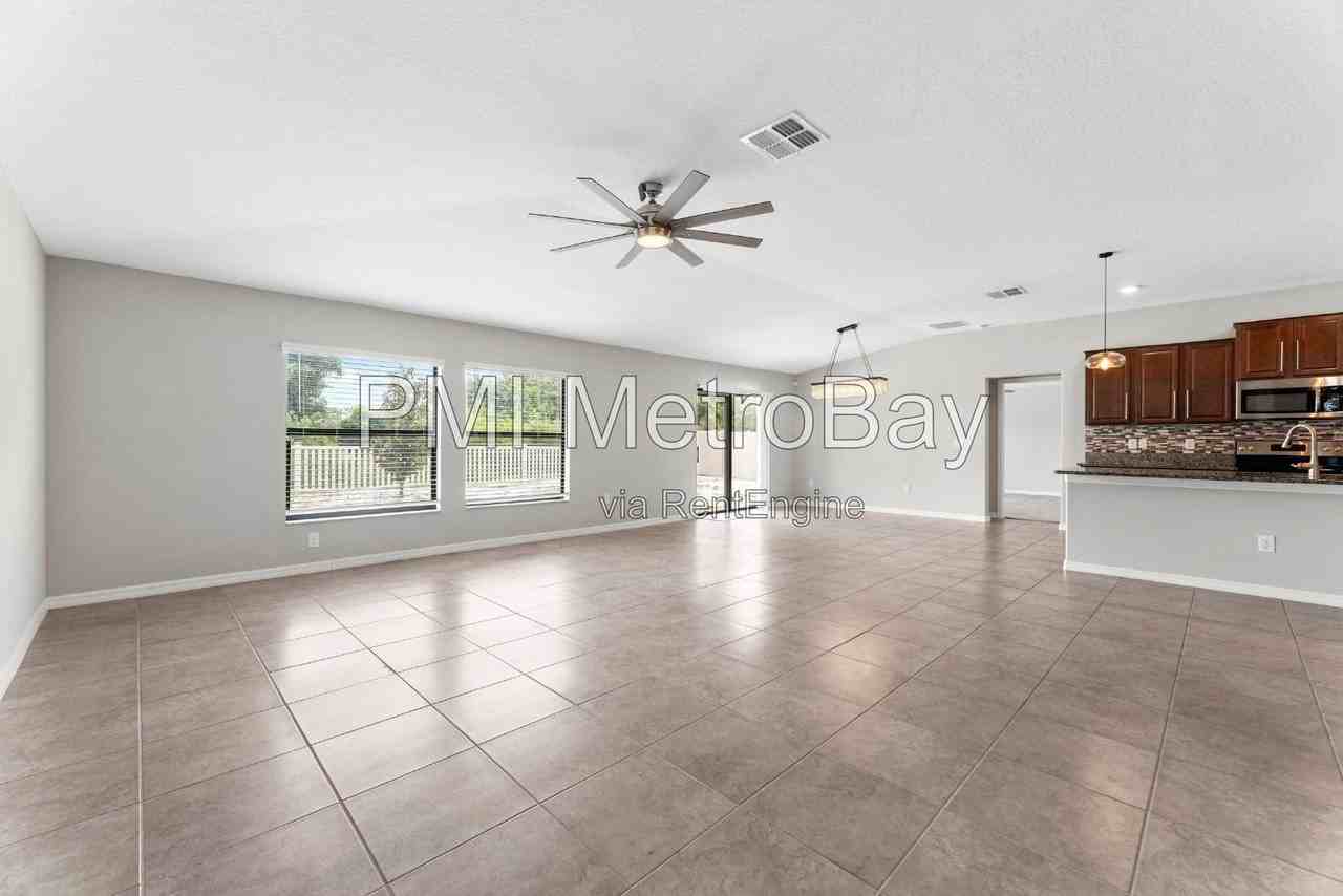 9703 Sage Creek Dr - Photo 2 of 50