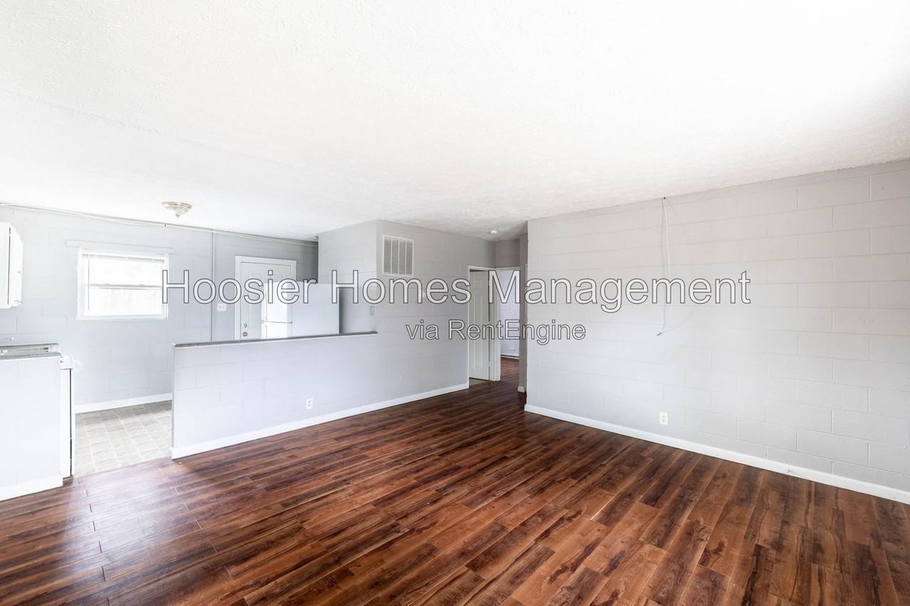 1254 W 23rd St #2 - Photo 6 of 23