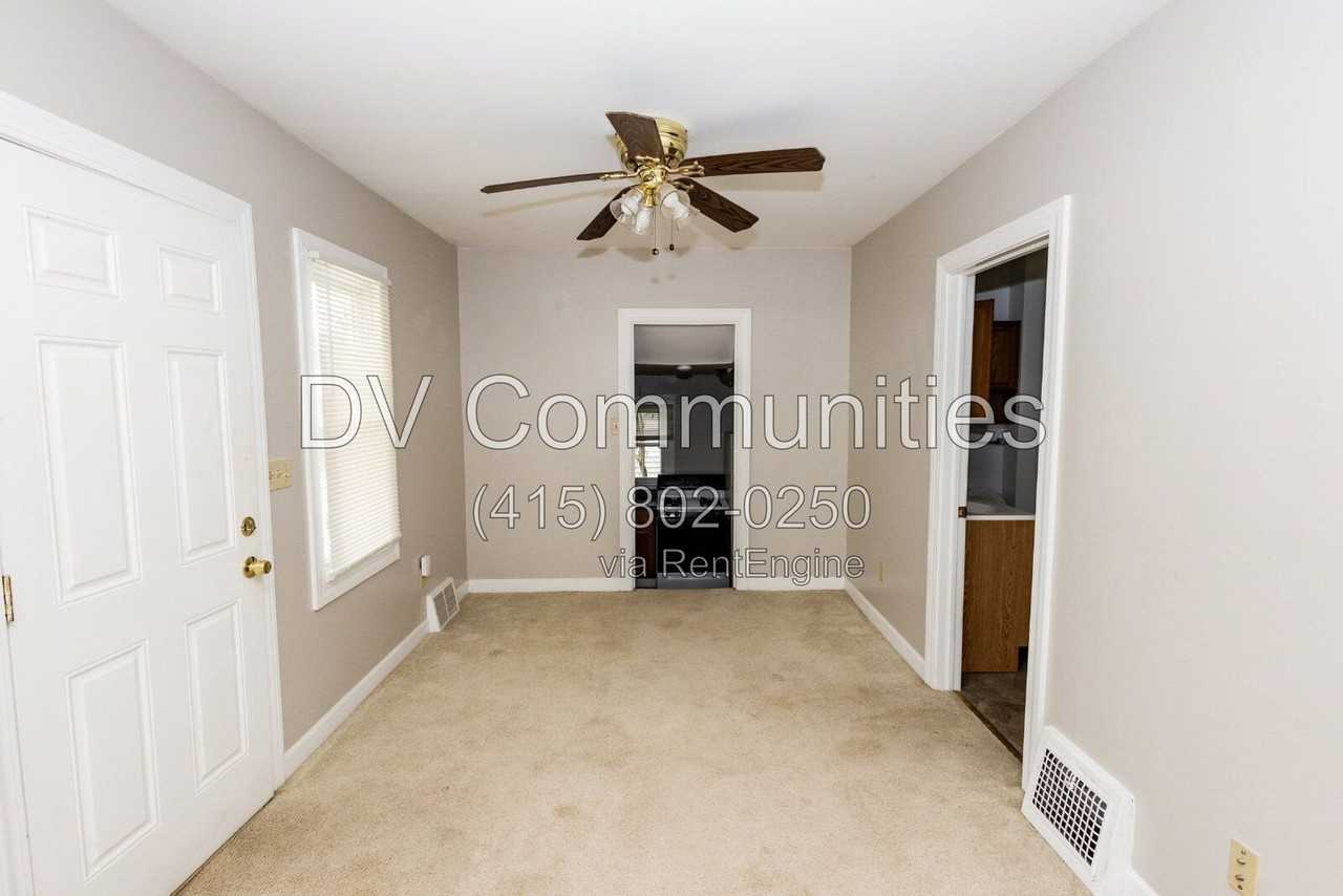 4488 W 149th St - Photo 4 of 14