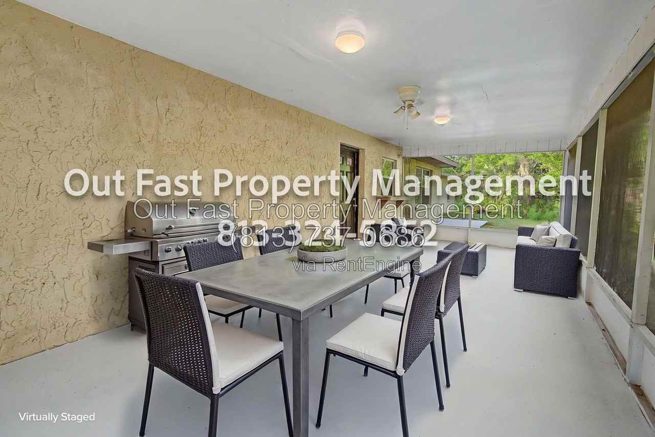 1275 Sylvia Ave - Photo 4 of 44