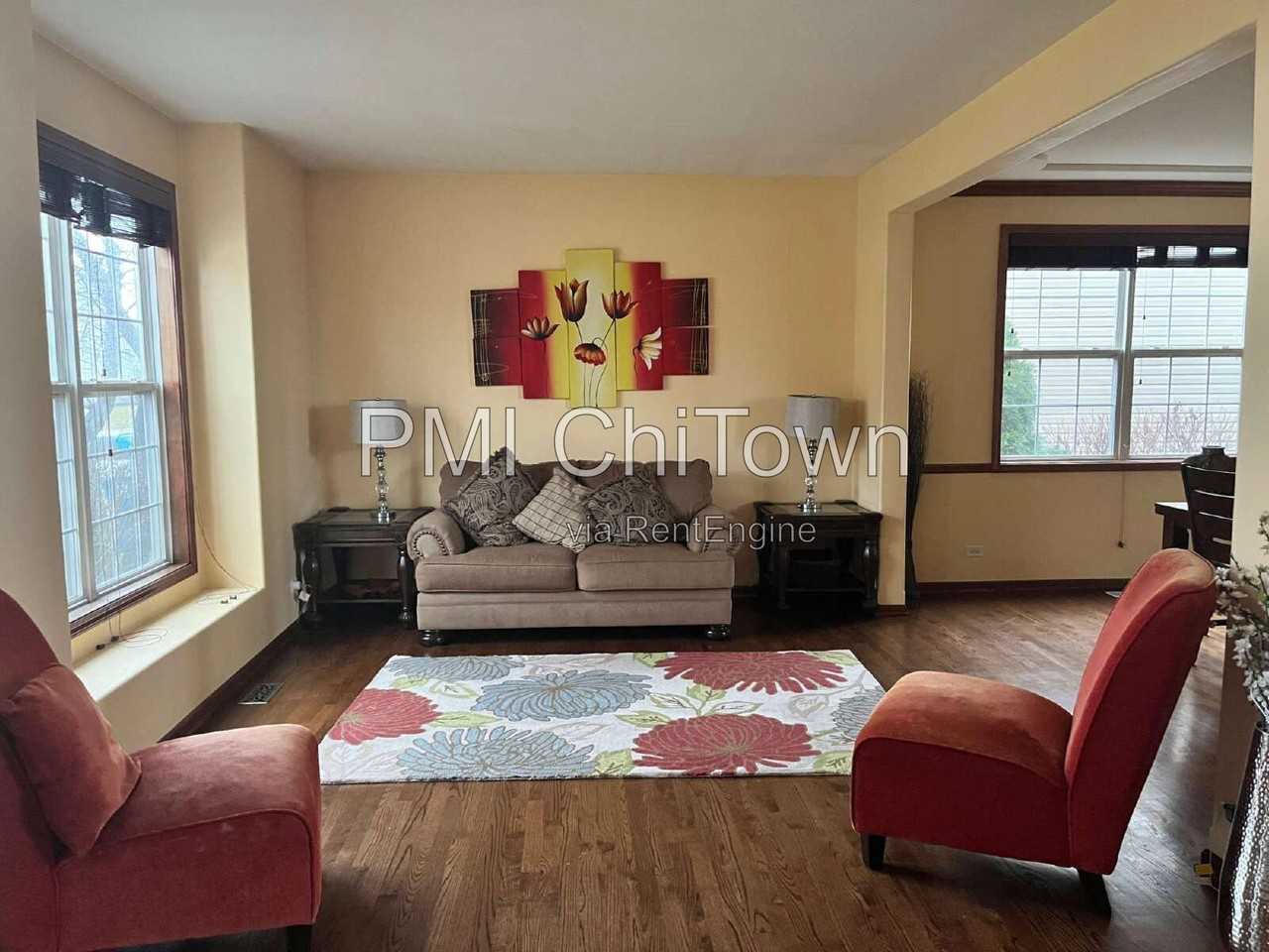 2050 Rockland Dr - Photo 4 of 14