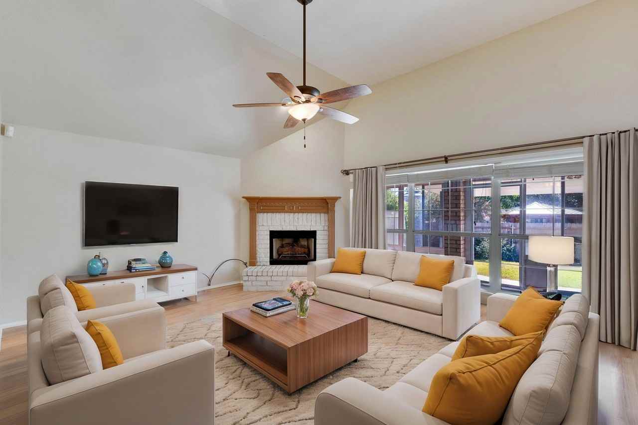 2901 Warwick Way - Photo 2 of 50
