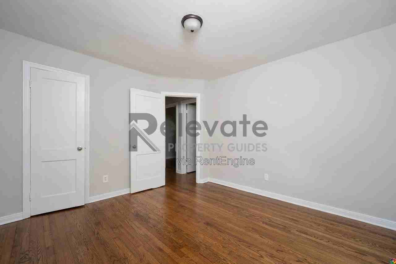 9020 Weldon Dr - Photo 5 of 29