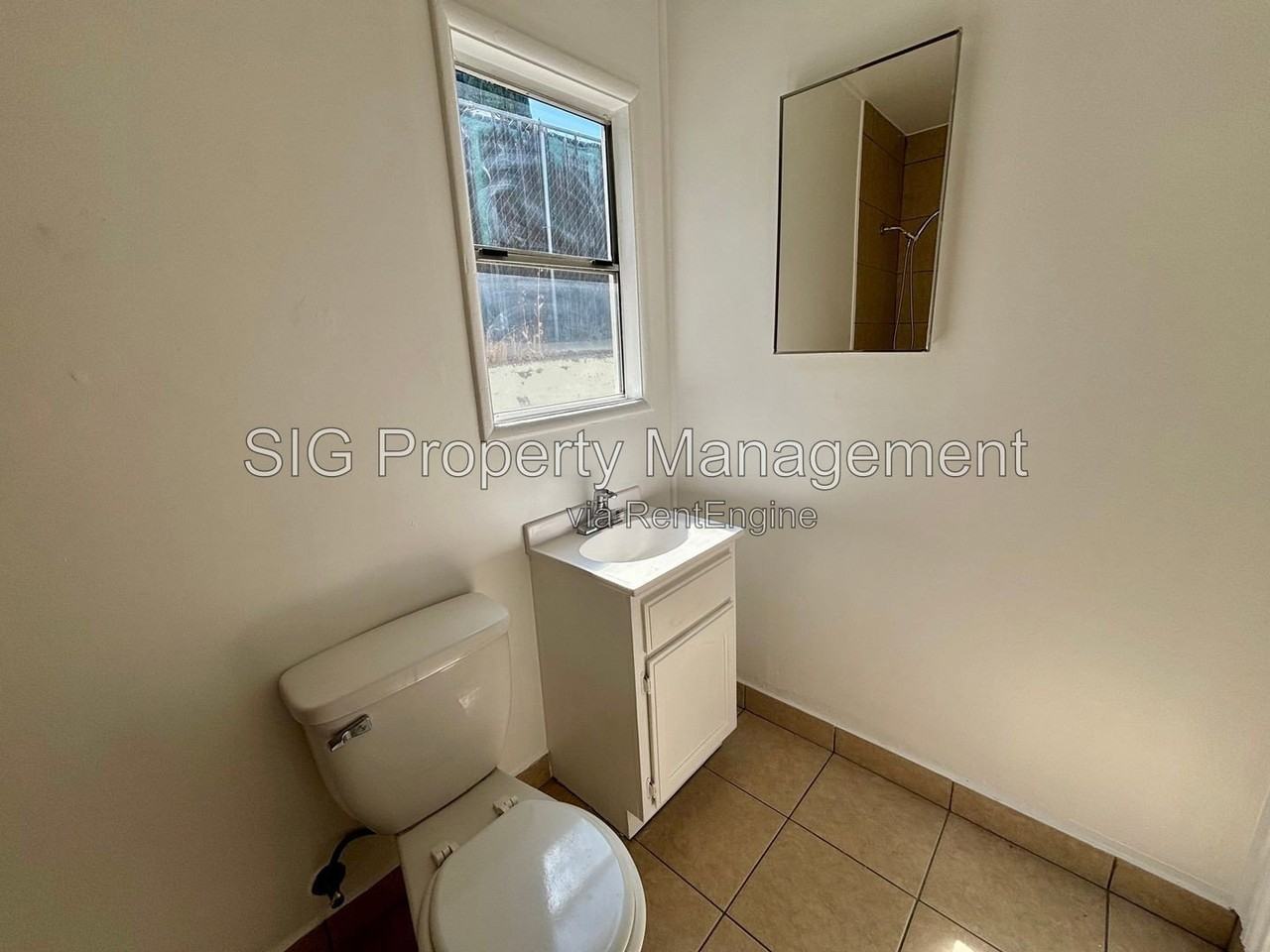 10156 Helendale Ave #10156-1-4 - Photo 4 of 11