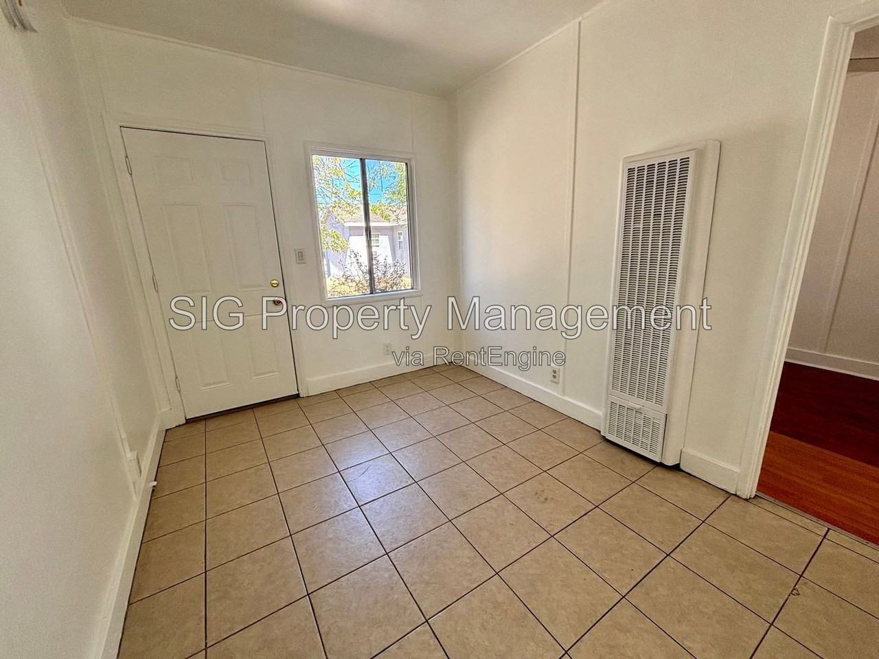 10156 Helendale Ave #10156-1-4 - Photo 7 of 11