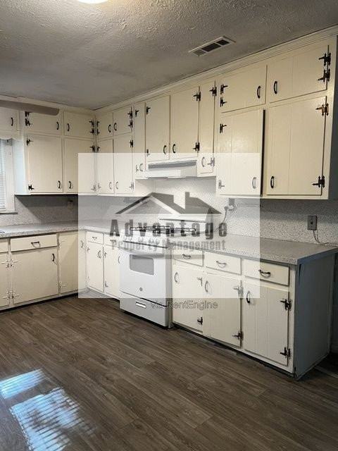 42 Millers Mill Rd - Photo 3 of 18