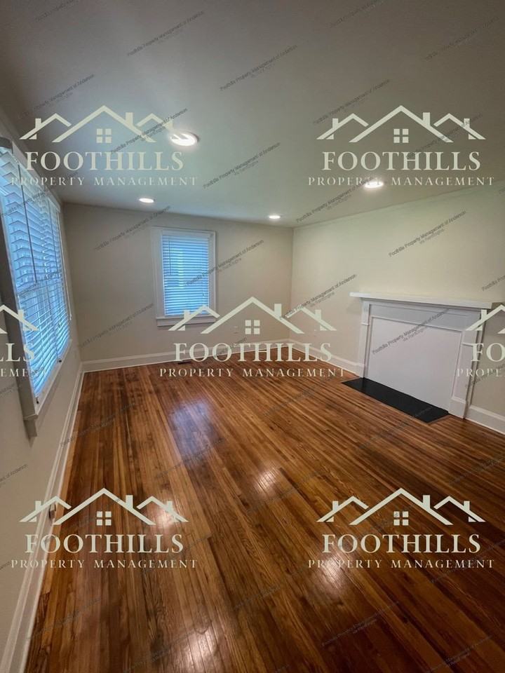 108 Beulah Dr - Photo 2 of 9