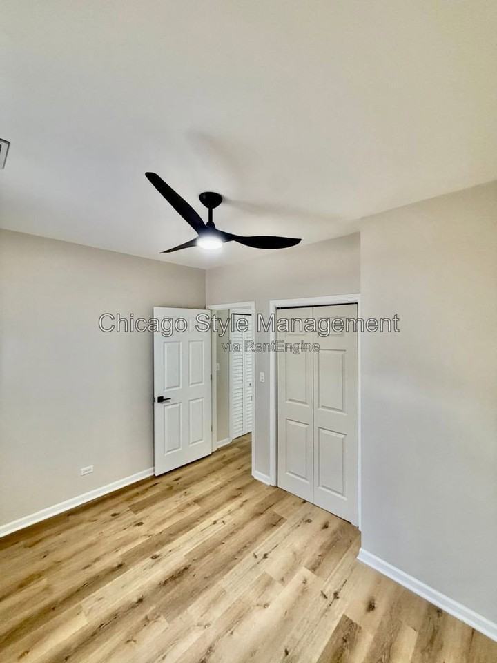 6439 S Saint Lawrence Ave #2 - Photo 7 of 17