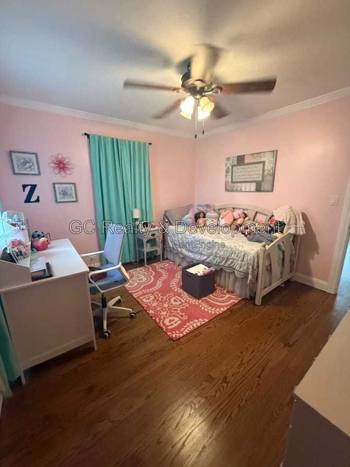 6953 W Summerdale Ave - Photo 7 of 22