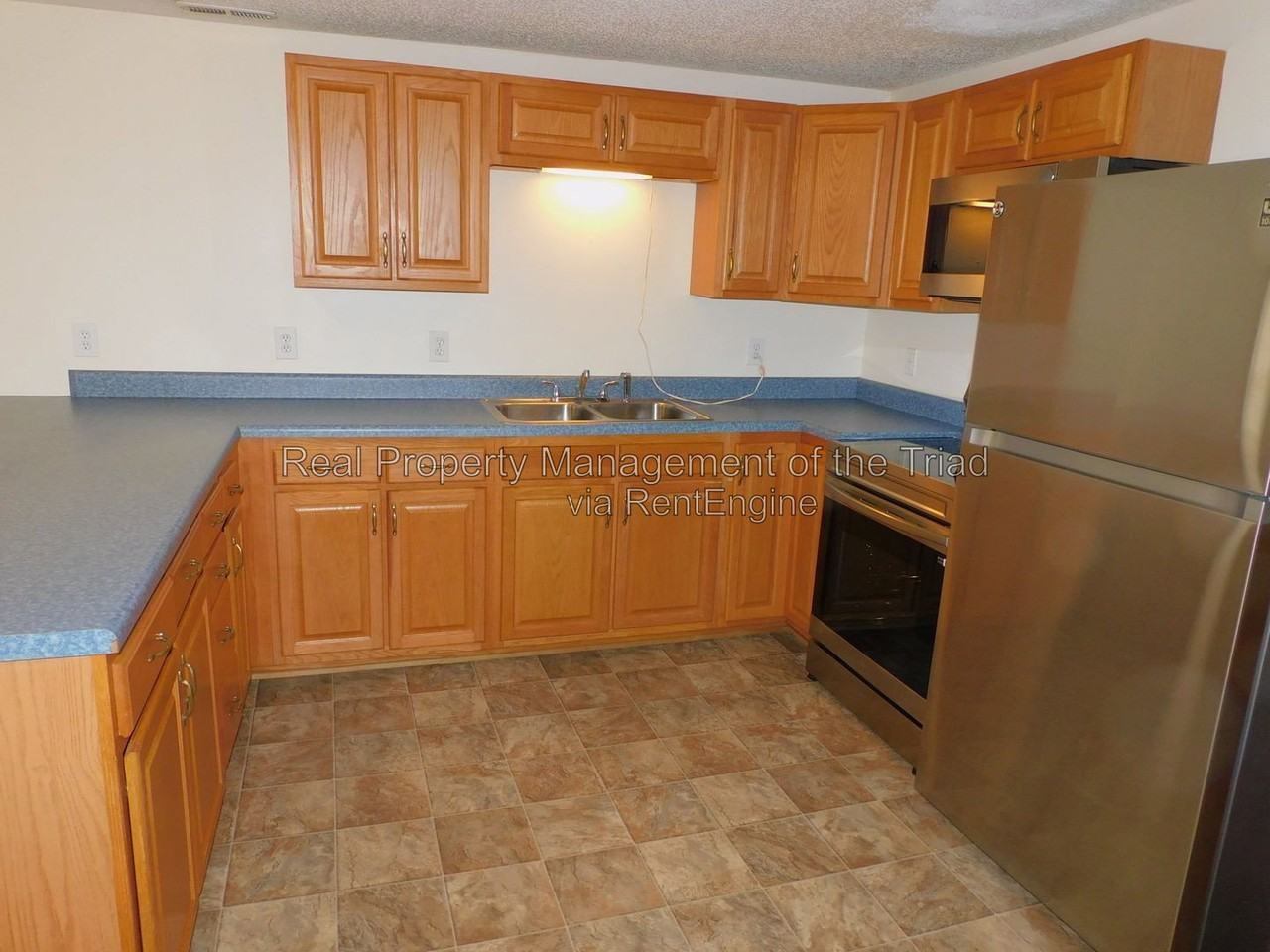 3076 Main St - Photo 7 of 22