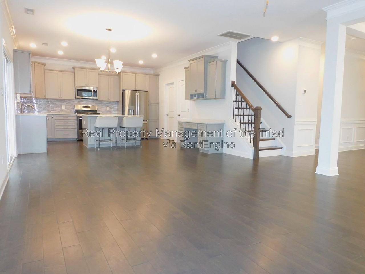 6417 Bluestone Park Dr - Photo 5 of 33