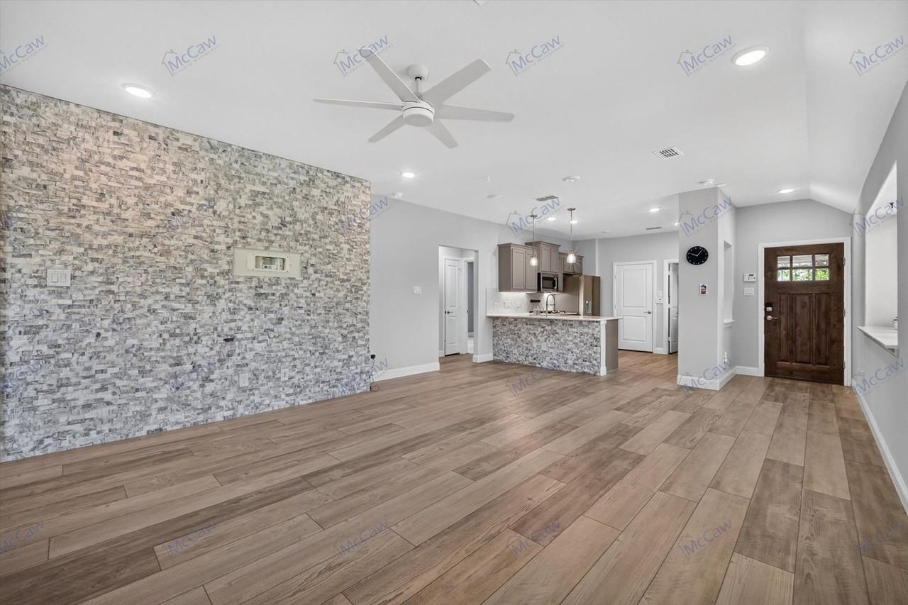 159 Bryant Ln - Photo 3 of 19