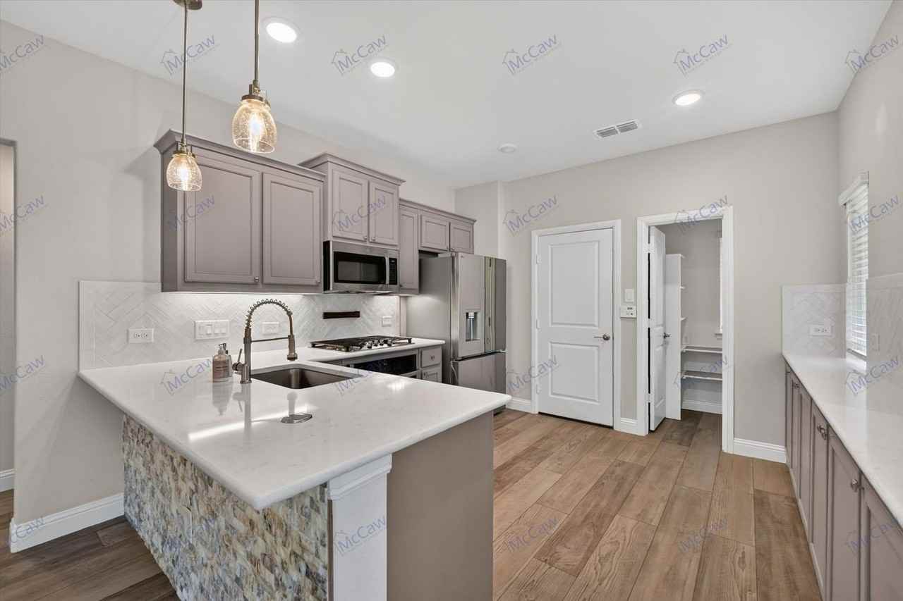 159 Bryant Ln - Photo 5 of 19