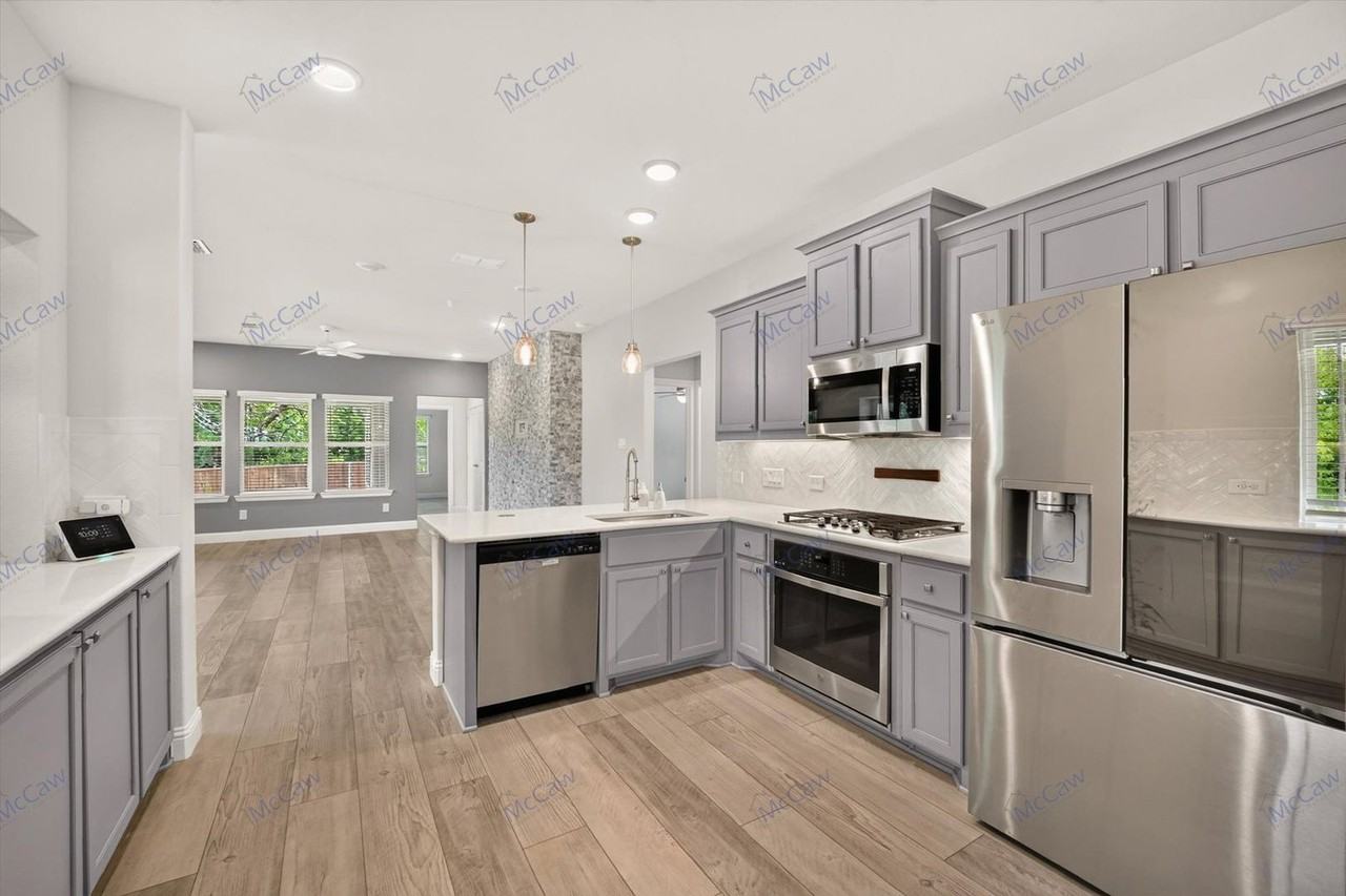 159 Bryant Ln - Photo 7 of 19