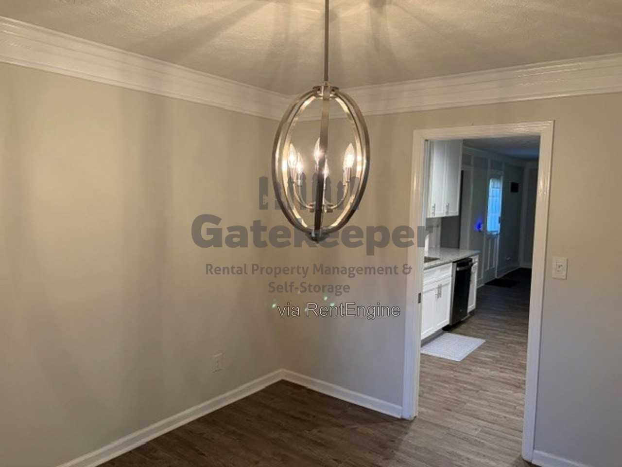 120 Riley Ct - Photo 6 of 16