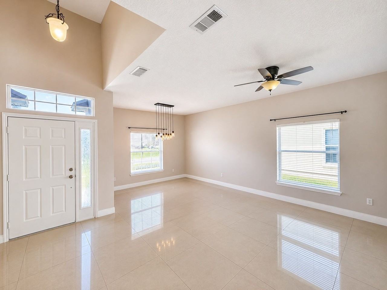 1778 Ribbon Falls Pkwy - Photo 5 of 27