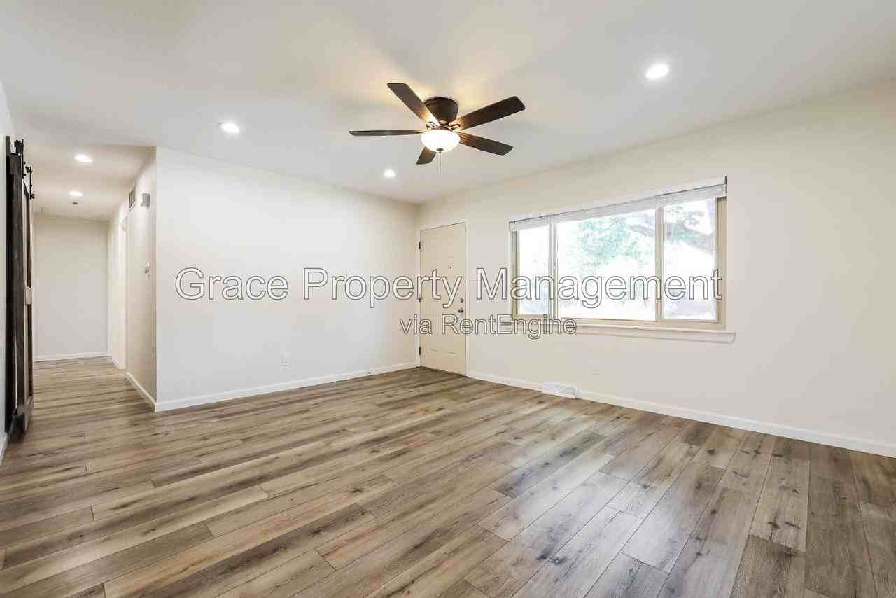 12396 W Ohio Cir - Photo 4 of 21