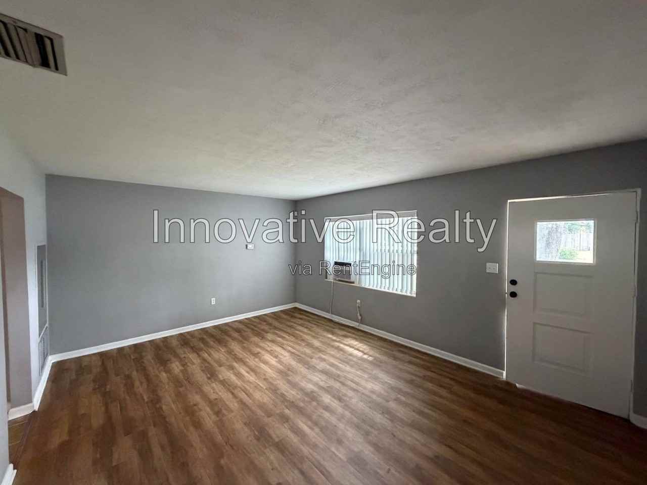 145 S Sheridan Ave - Photo 2 of 17