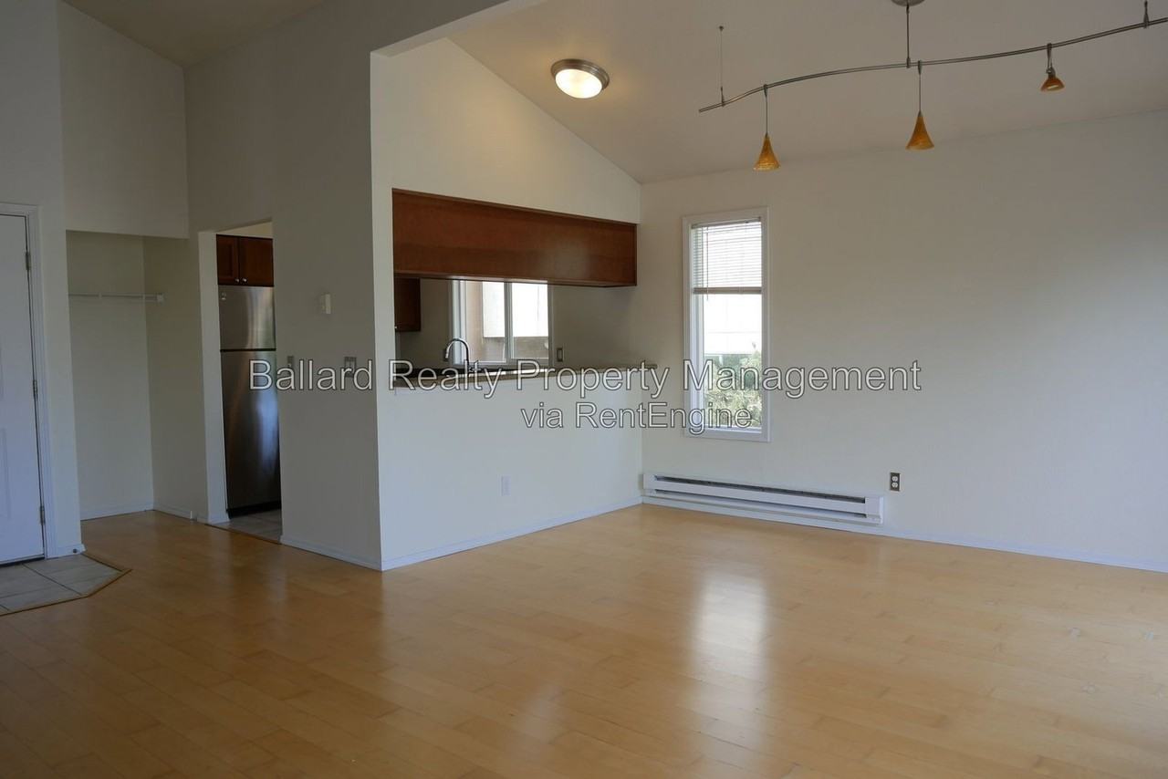 1712 Nw 85th St #301 - Photo 6 of 19