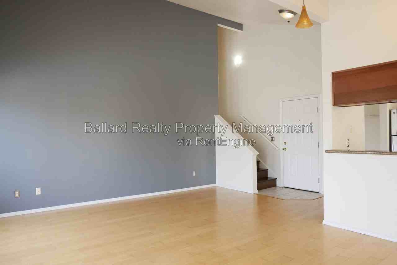 1712 Nw 85th St #301 - Photo 7 of 19
