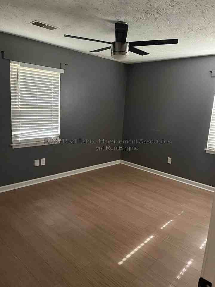 121 Hillpine Trl #A - Photo 4 of 5