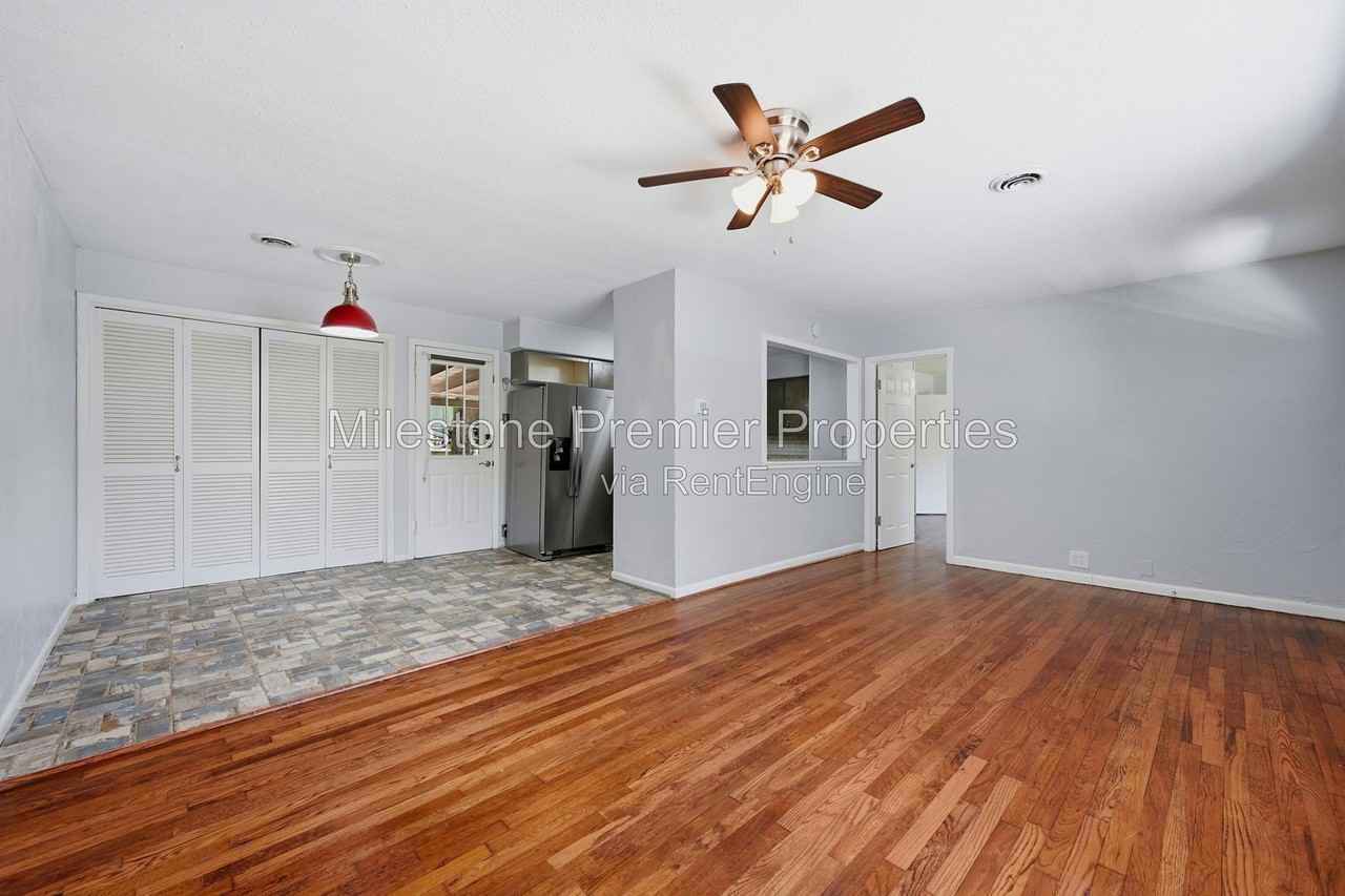101 Lakewood Ln - Photo 6 of 27